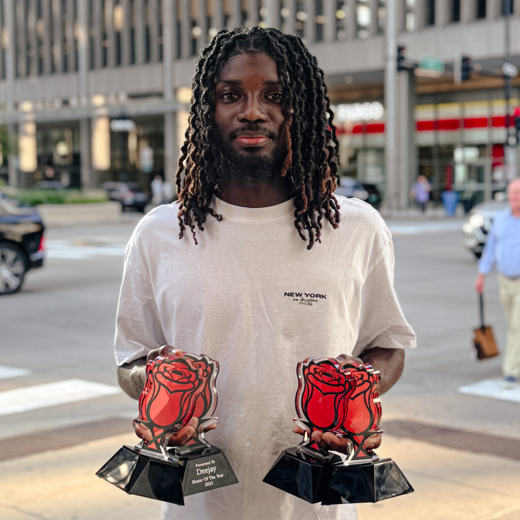 Deejay with 4 rose awards